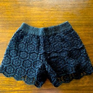 Size medium Francesca sorts. Lightly used like new, worn once or twice.